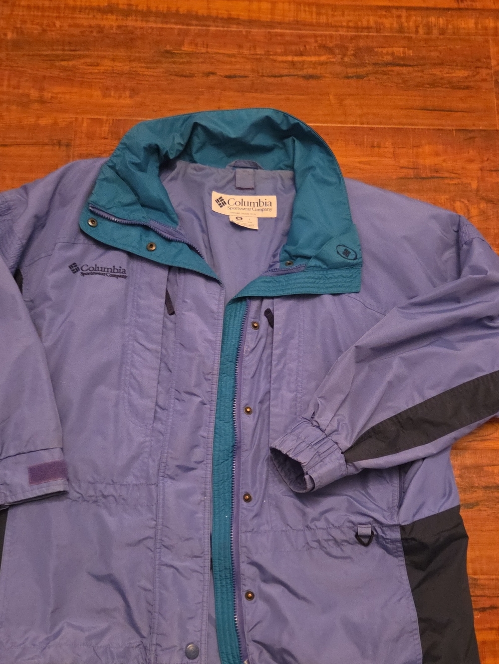 1990's Columbia Women's Teal and Purple Waterproof Raincoat